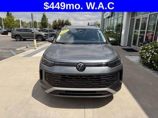 Platinum Gray Metallic 2025 Volkswagen Tiguan 2.0T SE 4MOTION