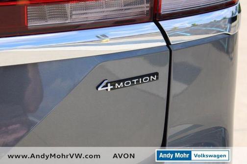 2025 Volkswagen Atlas 2.0T SE w/Technology 4MOTION