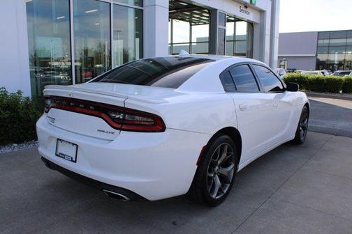 2017 Dodge Charger SXT