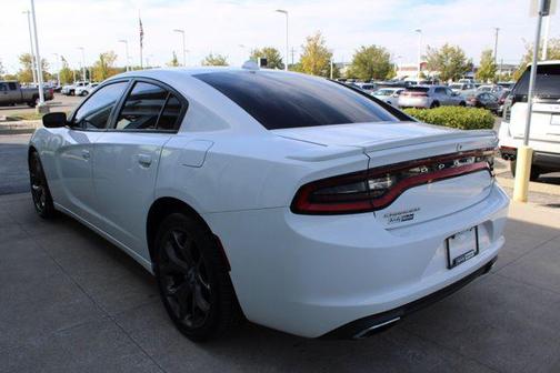 2017 Dodge Charger SXT