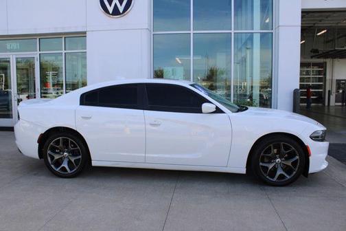 2017 Dodge Charger SXT