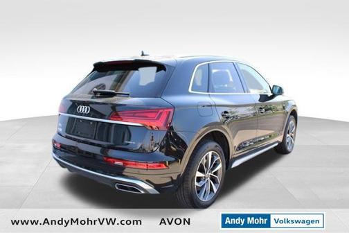 2024 Audi Q5 45 S line Premium