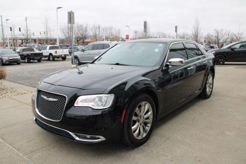 2016 Chrysler 300 S