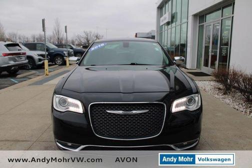 2016 Chrysler 300 S