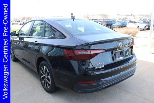 Deep Black Pearl 2024 Volkswagen Jetta 1.5T S
