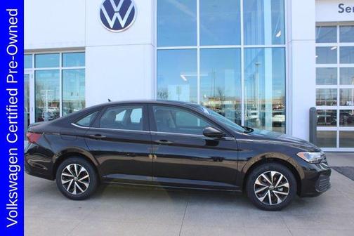 Deep Black Pearl 2024 Volkswagen Jetta 1.5T S