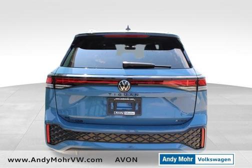 2025 Volkswagen Tiguan 2.0T SE R-Line Black 4MOTION