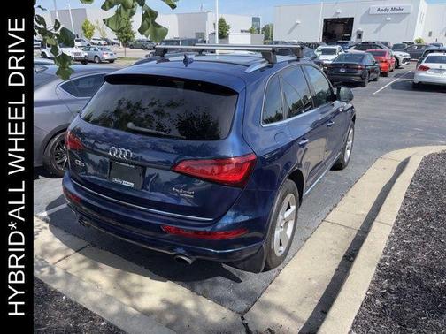 Scuba Blue Metallic 2015 Audi Q5 hybrid 2.0T Prestige