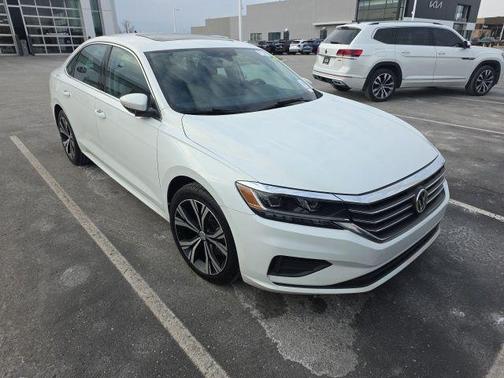 2021 Volkswagen Passat 2.0T SE