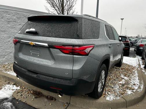 2023 Chevrolet Traverse LT