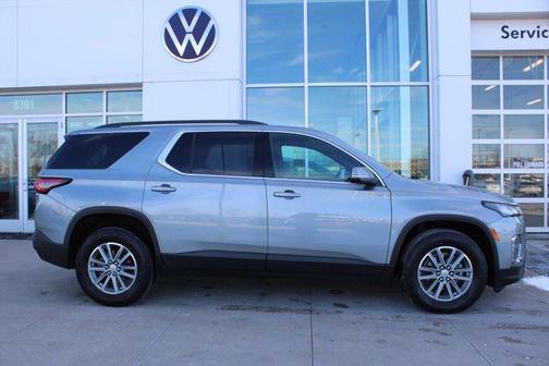 2023 Chevrolet Traverse LT