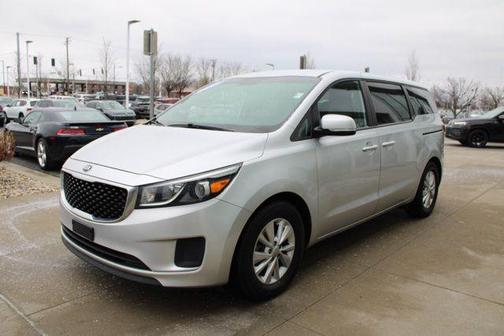 2017 Kia Sedona LX