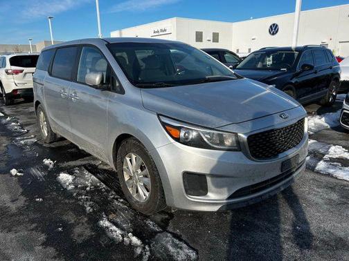 2017 Kia Sedona LX