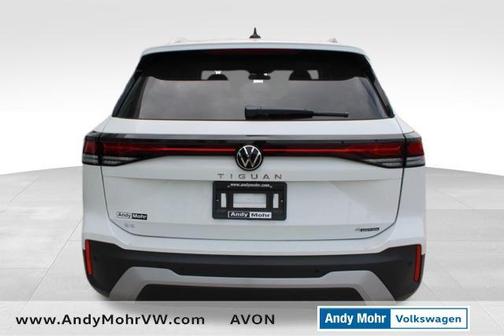 2025 Volkswagen Tiguan 2.0T SE 4MOTION