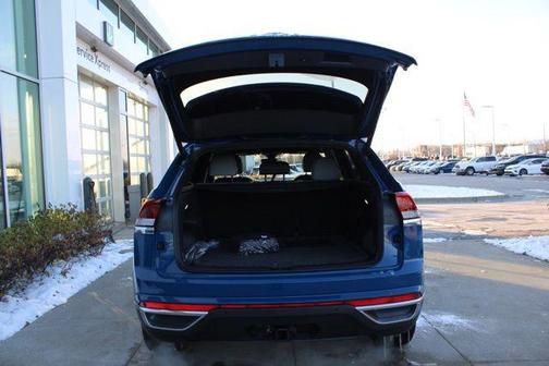 2026 Volkswagen Atlas Cross Sport 2.0T SEL