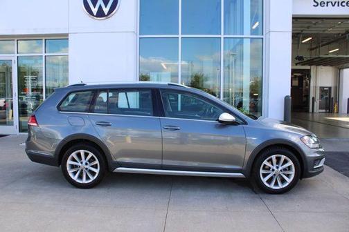 2018 Volkswagen Golf Alltrack TSI SE