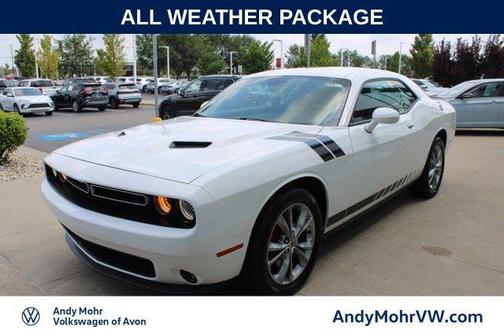 White Knuckle Clearcoat 2020 Dodge Challenger SXT