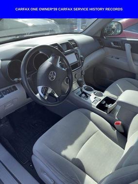 2013 Toyota Highlander SE