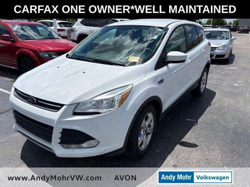 Oxford White 2015 Ford Escape SE