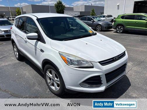 Oxford White 2015 Ford Escape SE