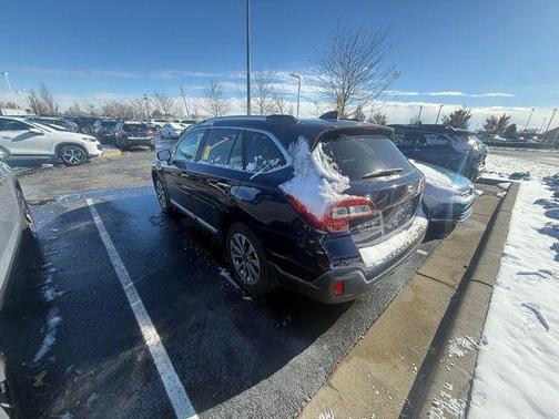 2018 Subaru Outback 3.6R Touring