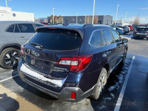 2018 Subaru Outback 3.6R Touring