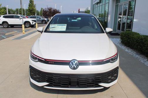 2025 Volkswagen Golf GTI 2.0T SE DSG