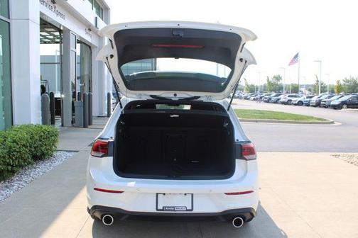 2025 Volkswagen Golf GTI 2.0T SE DSG