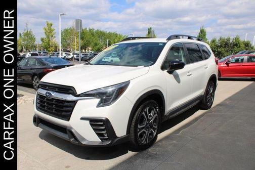 Crystal White Pearl 2024 Subaru Ascent Limited 7-Passenger