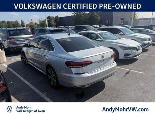 Reflex Silver Metallic 2021 Volkswagen Passat 2.0T SE