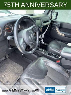 Bright White Clearcoat 2016 Jeep Wrangler Unlimited Sahara