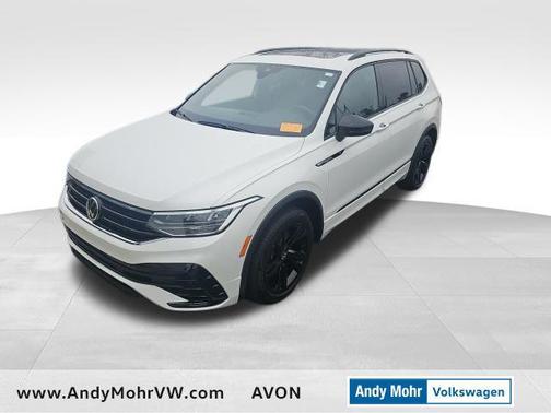 2023 Volkswagen Tiguan 2.0T SE R-Line Black