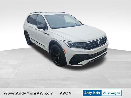 2023 Volkswagen Tiguan 2.0T SE R-Line Black
