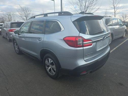 2022 Subaru Ascent Premium 8-Passenger