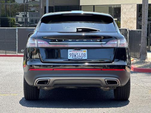 2022 Lincoln Nautilus Standard