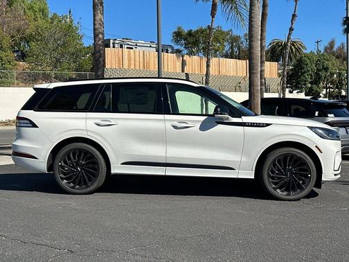 2025 Lincoln Aviator Reserve AWD