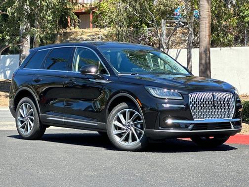 2025 Lincoln Corsair Premiere