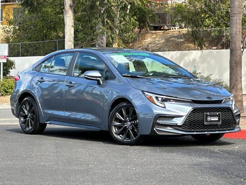 2025 Toyota Corolla SE