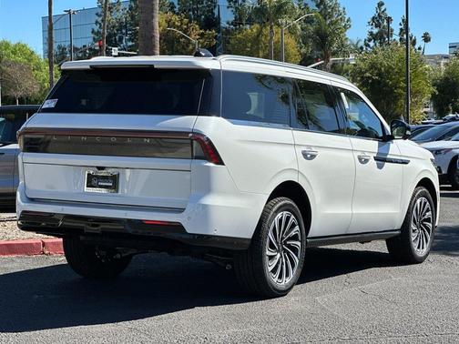 2025 Lincoln Navigator Black Label