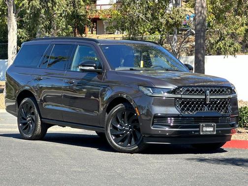 2025 Lincoln Navigator Reserve