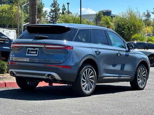 2025 Lincoln Corsair Reserve