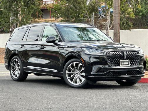 2025 Lincoln Aviator Premiere
