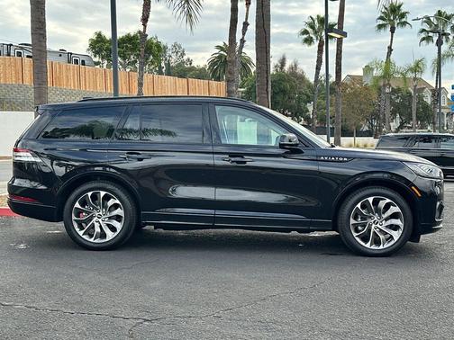 2025 Lincoln Aviator Premiere