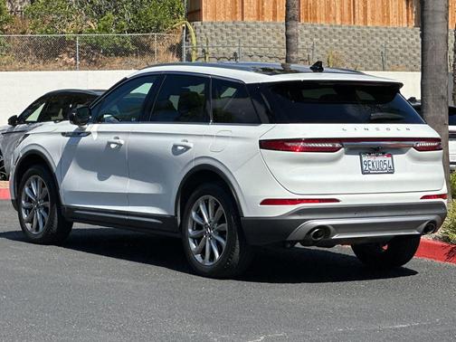 2022 Lincoln Corsair Standard