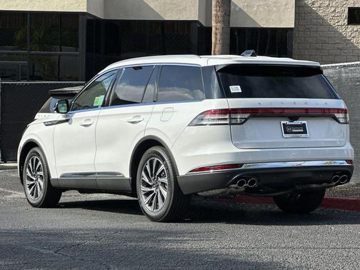 2025 Lincoln Aviator Premiere