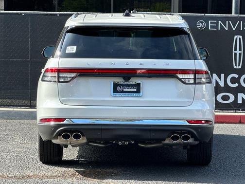 2025 Lincoln Aviator Premiere