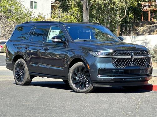 2025 Lincoln Navigator Reserve