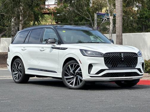 2025 Lincoln Aviator Black Label AWD