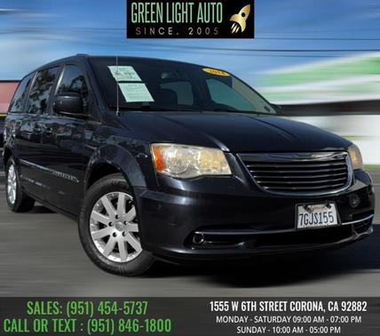 2014 Chrysler Town & Country Touring