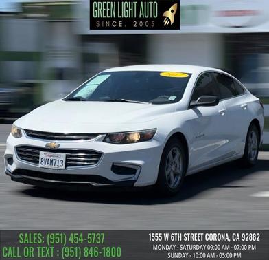 Summit White 2017 Chevrolet Malibu 1LS